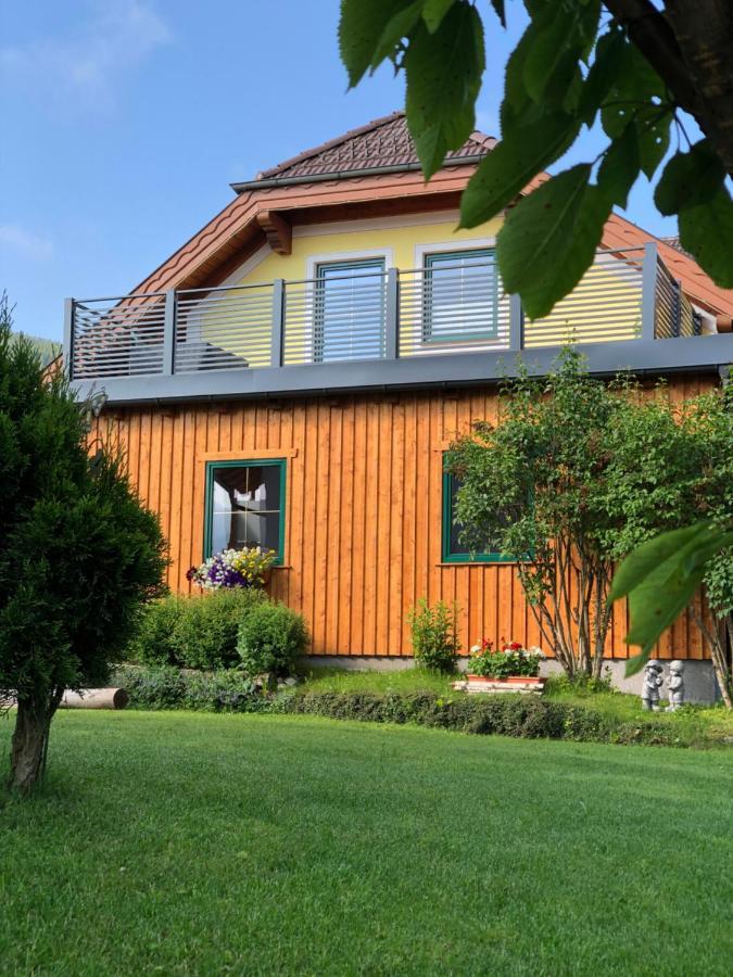 Ferienwohnungen Wind Sankt Margarethen im Lungau Exterior foto